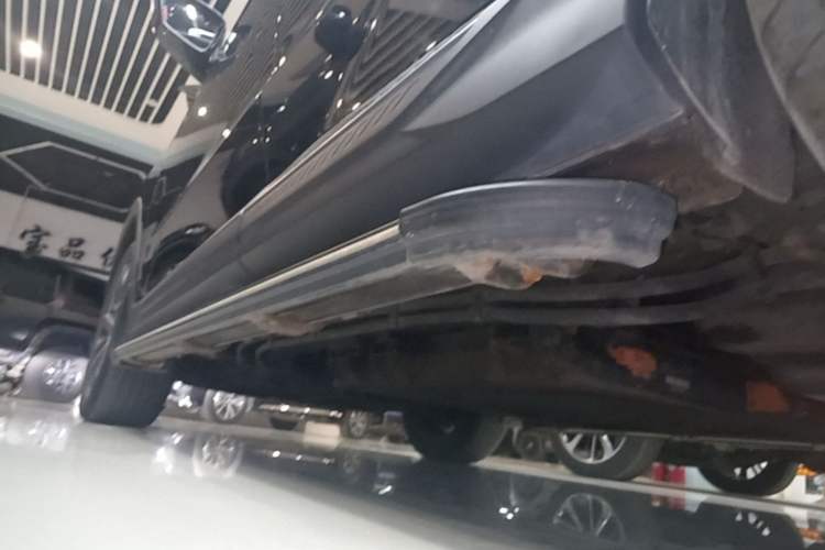 Used JETOUR Shanhai L7 2024 1.5T 120km MAX 5-Seater Left Side Sill