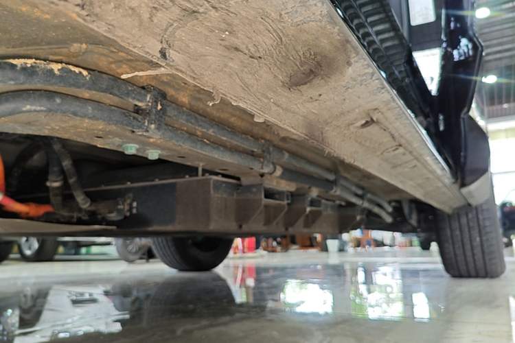 Used JETOUR Shanhai L7 2024 1.5T 120km MAX 5-Seater Left Side Sill
