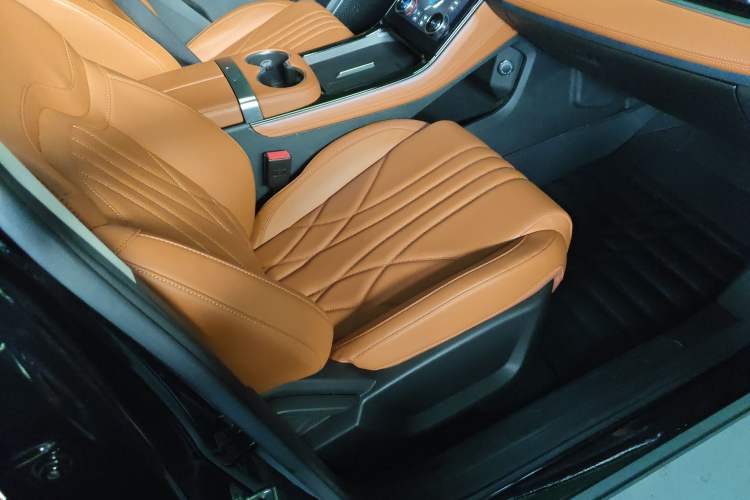 Used JETOUR Shanhai L7 2024 1.5T 120km MAX 5-Seater Right Front Seat