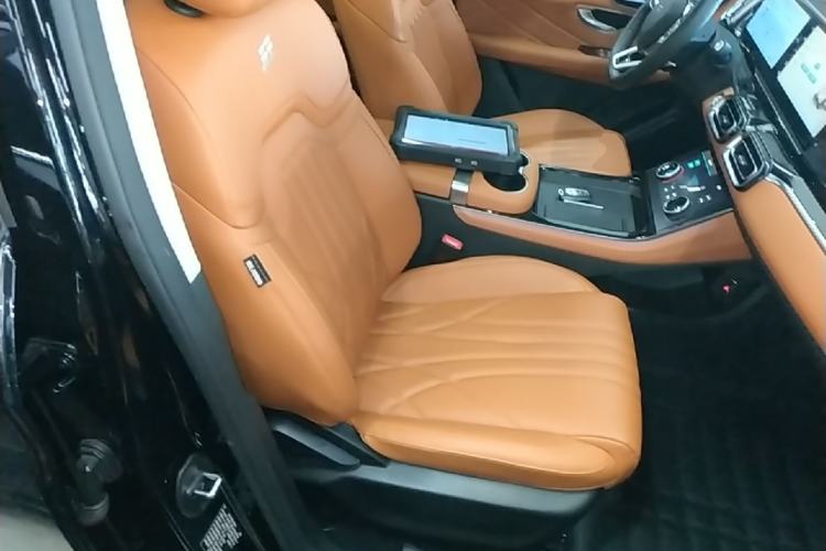 Used JETOUR Shanhai L7 2024 1.5T 120km MAX 5-Seater Right Front Seat