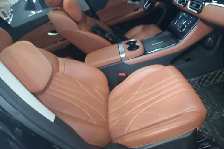 Used JETOUR Shanhai L7 2024 1.5T 120km MAX 5-Seater Right Front Seat
