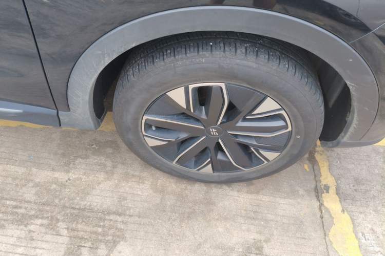 Used JETOUR Shanhai L7 2024 1.5T 120 km MAX 7-Seater Right Front Wheel Hub