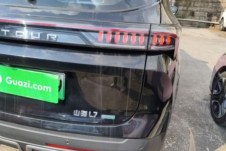 Used JETOUR Shanhai L7 2024 1.5T 120 km MAX 7-Seater Right Rear Taillight