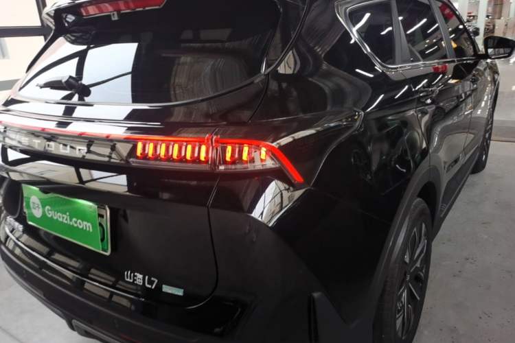 Used JETOUR Shanhai L7 2024 1.5T 120 km MAX 7-Seater Right Rear Taillight