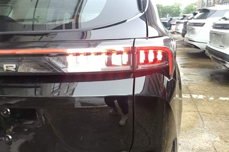 Used JETOUR Shanhai L7 2024 1.5T 120km ULTRA 7-Seater Right Rear Taillight
