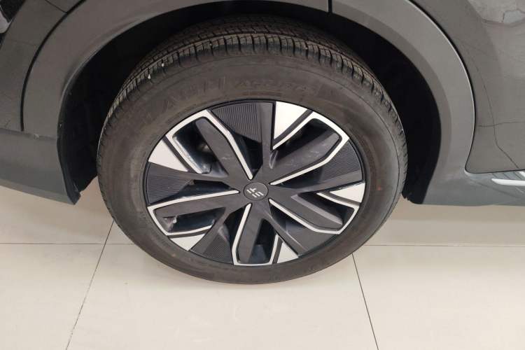 Used JETOUR Shanhai L7 2024 1.5T 120km MAX 5-Seater Right Rear Wheel Hub