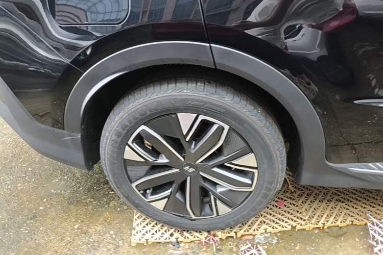 Used JETOUR Shanhai L7 2024 1.5T 120km ULTRA 7-Seater Right Rear Wheel Hub