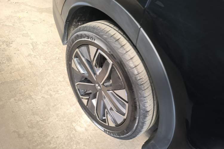 Used JETOUR Shanhai L7 2024 1.5T 120 km MAX+ 5-seater Right Rear Wheel Hub