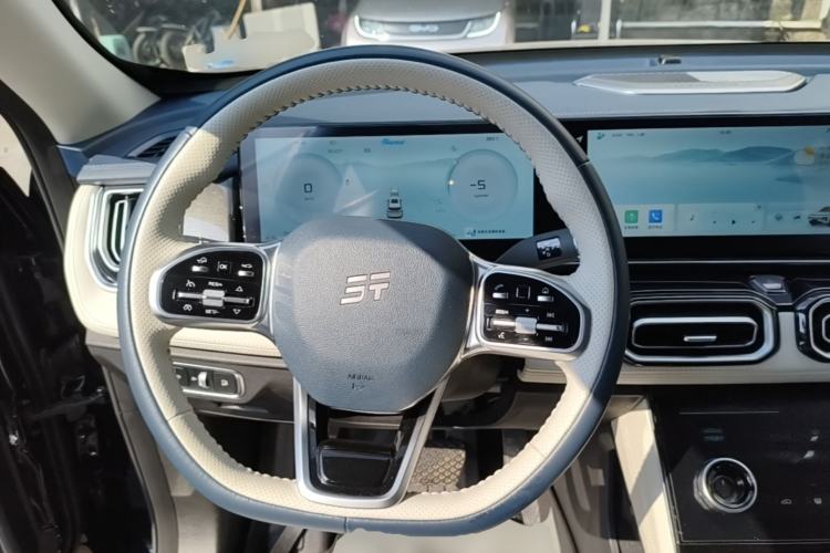 Used JETOUR Shanhai L7 2024 1.5T 120 km MAX 7-Seater Steering Wheel