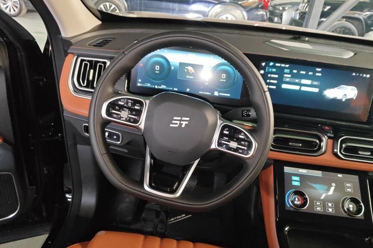 Used JETOUR Shanhai L7 2024 1.5T 120km MAX 5-Seater Steering Wheel