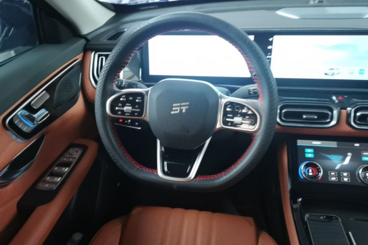 Used JETOUR Shanhai L7 2024 1.5T 120 km MAX 7-Seater Steering Wheel