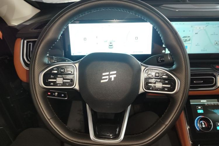 Used JETOUR Shanhai L7 2024 1.5T 120km MAX 5-Seater Steering Wheel