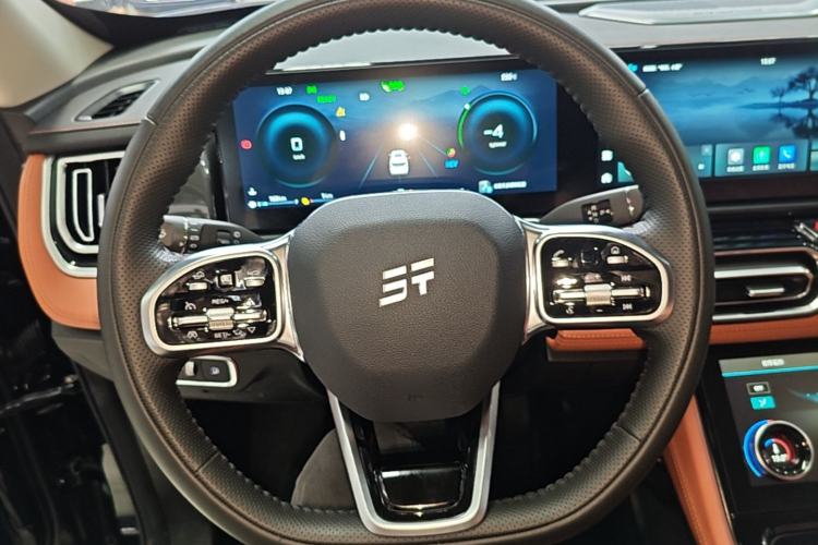 Used JETOUR Shanhai L7 2024 1.5T 120km MAX 5-Seater Steering Wheel