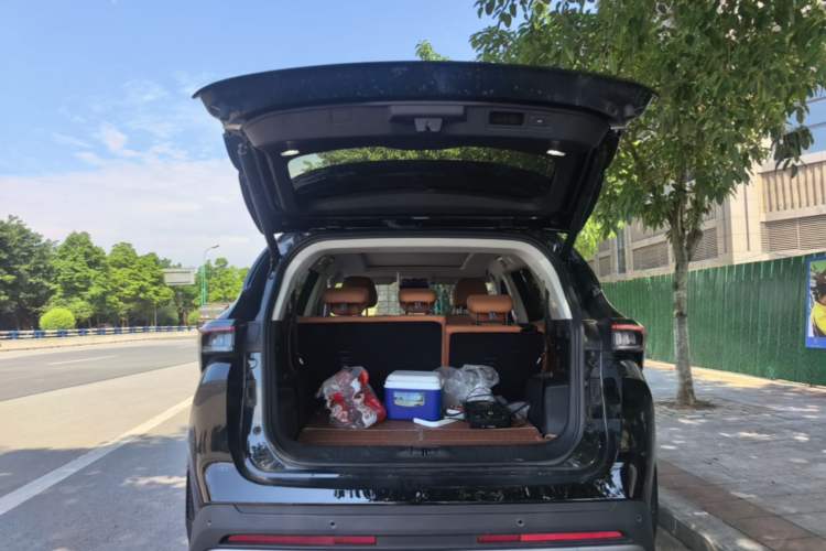 Used JETOUR Shanhai L7 2024 1.5T 120 km MAX 7-Seater Trunk