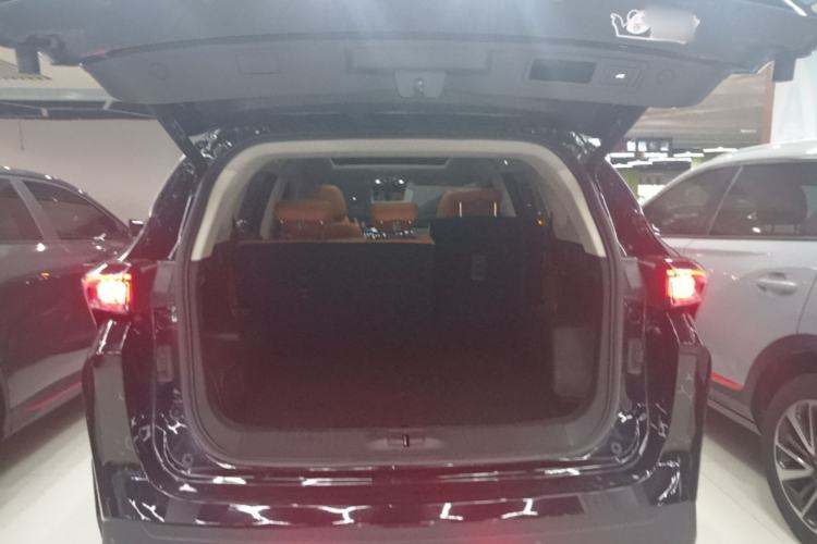 Used JETOUR Shanhai L7 2024 1.5T 120km MAX 5-Seater Trunk