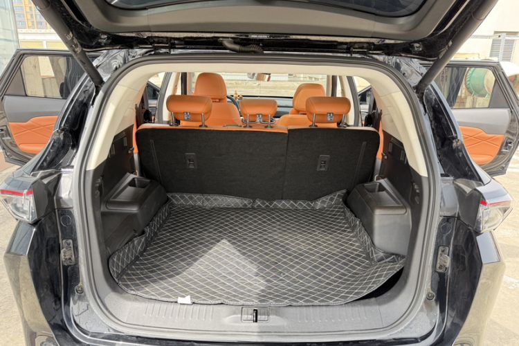 Used JETOUR Shanhai L7 2024 1.5T 120km MAX 5-Seater Trunk