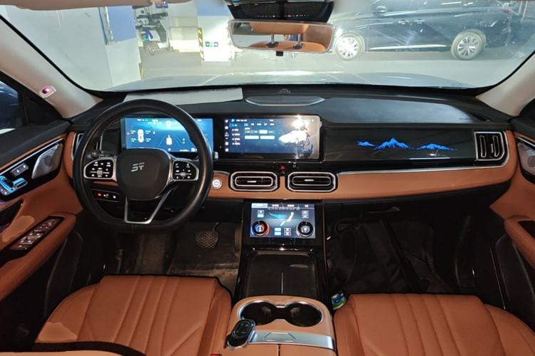 Used JETOUR Shanhai L7 2024 1.5T 120 km ULTRA 5-seater Center Console