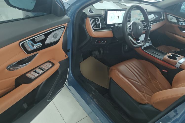 Used JETOUR Shanhai L7 2024 1.5T 120km ULTRA 7-Seater Driver Seat