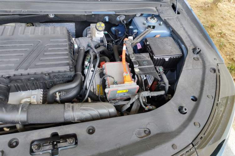 Used JETOUR Shanhai L7 2024 1.5T 120km ULTRA 7-Seater Engine Bay Left