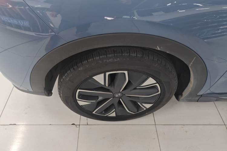 Used JETOUR Shanhai L7 2024 1.5T 120km ULTRA 7-Seater Left Front Wheel Hub