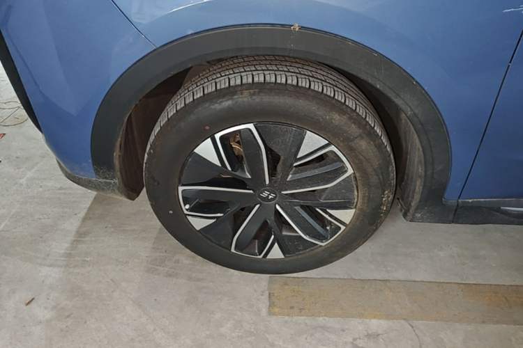 Used JETOUR Shanhai L7 2024 1.5T 120 km ULTRA 5-seater Left Front Wheel Hub