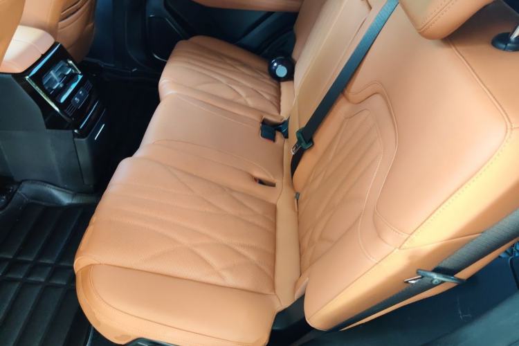 Used JETOUR Shanhai L7 2024 1.5T 120km ULTRA 7-Seater Left Rear Seat