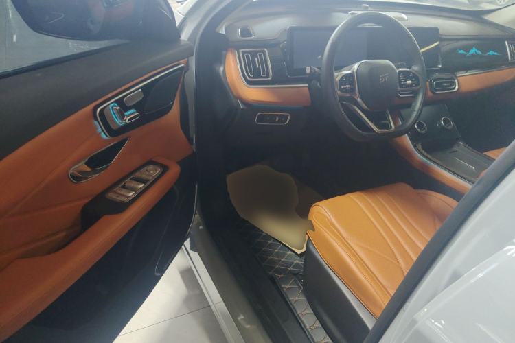 Used JETOUR Shanhai L7 2024 1.5T 120km MAX 5-Seater Driver Seat