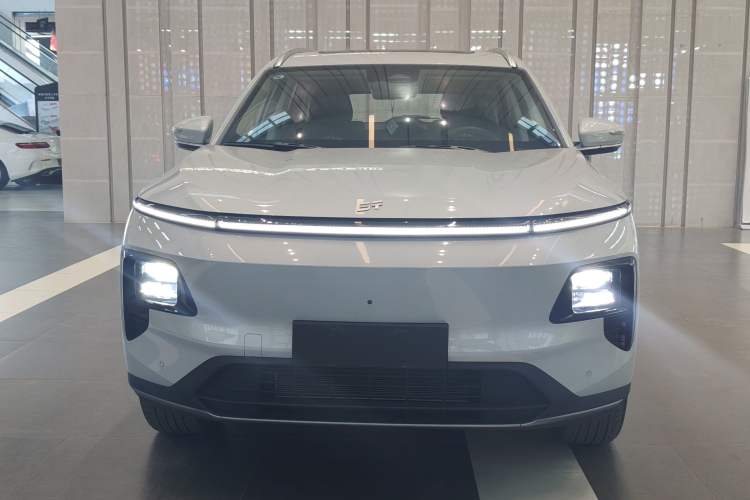 Used JETOUR Shanhai L7 2024 1.5T 120km ULTRA 7-Seater Front