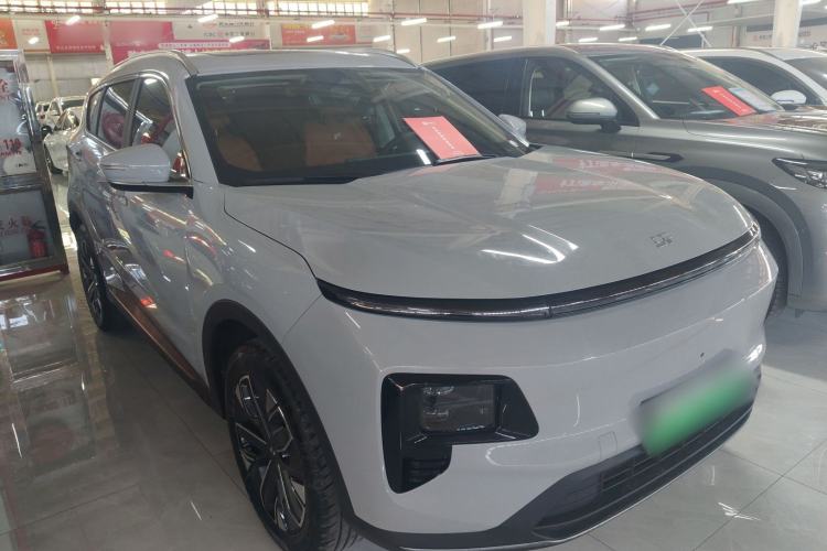 Used JETOUR Shanhai L7 2024 1.5T 120km MAX 5-Seater Front Right 45 Deg