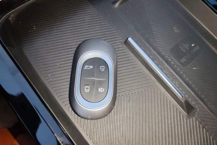Used JETOUR Shanhai L7 2024 1.5T 120km ULTRA 7-Seater Interior 1