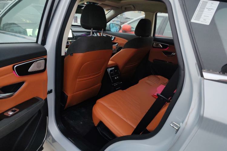 Used JETOUR Shanhai L7 2024 1.5T 120km ULTRA 7-Seater Interior 4