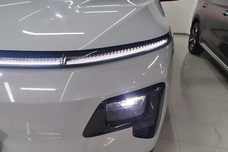 Used JETOUR Shanhai L7 2024 1.5T 120 km MAX 7-Seater Left Front Headlight