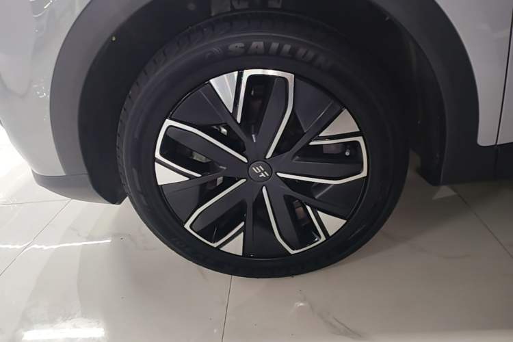 Used JETOUR Shanhai L7 2024 1.5T 120 km MAX 7-Seater Left Front Wheel Hub