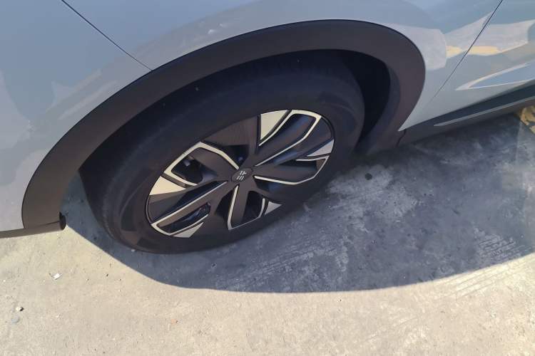 Used JETOUR Shanhai L7 2024 1.5T 120km ULTRA 7-Seater Left Front Wheel Hub