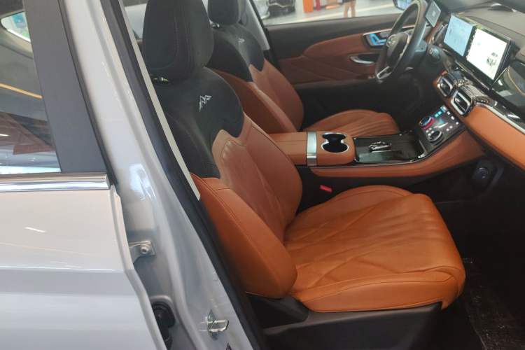 Used JETOUR Shanhai L7 2024 1.5T 120km ULTRA 7-Seater Right Front Seat