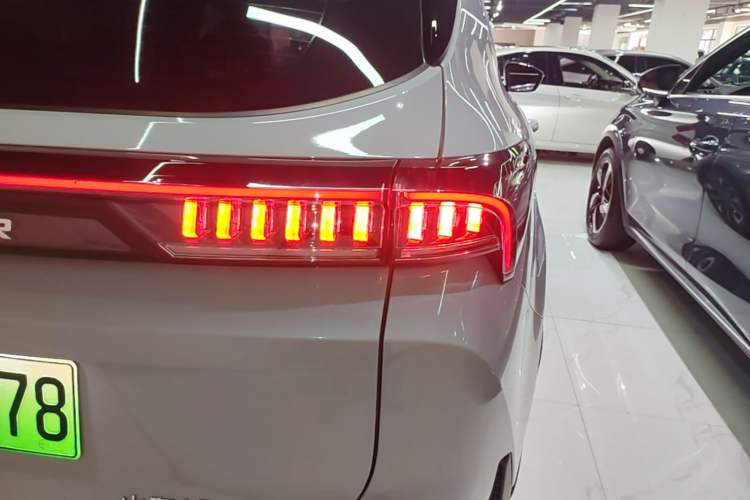 Used JETOUR Shanhai L7 2024 1.5T 120 km MAX 7-Seater Right Rear Taillight