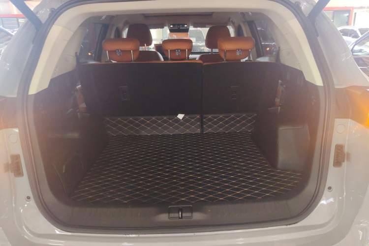 Used JETOUR Shanhai L7 2024 1.5T 120km MAX 5-Seater Trunk