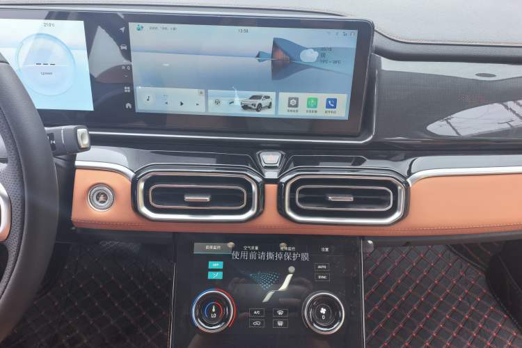 Used JETOUR Shanhai L7 2024 1.5T 120 km ULTRA 5-seater Audio And AC Panel