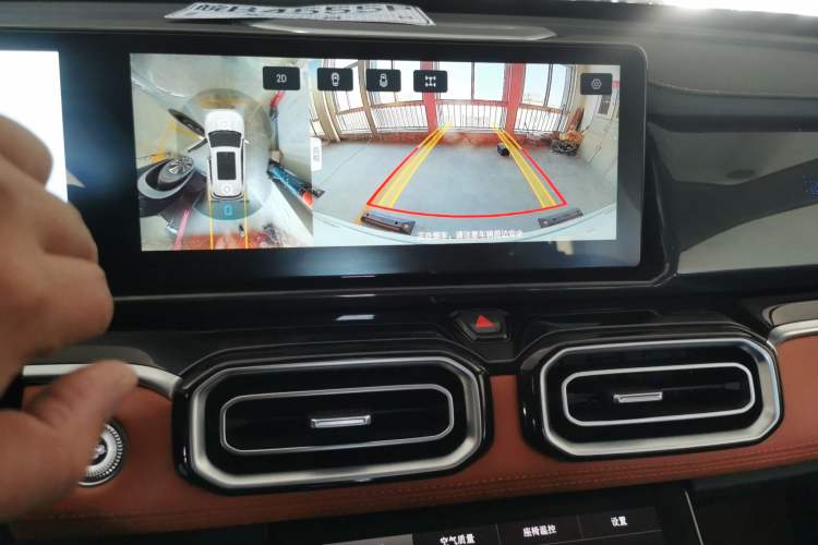 Used JETOUR Shanhai L7 2024 1.5T 120 km ULTRA 5-seater Audio And AC Panel