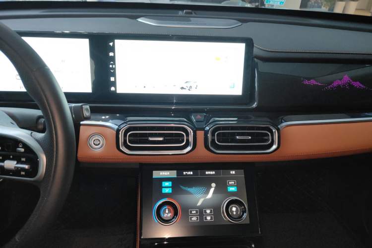 Used JETOUR Shanhai L7 2024 1.5T 120km ULTRA 7-Seater Audio And AC Panel