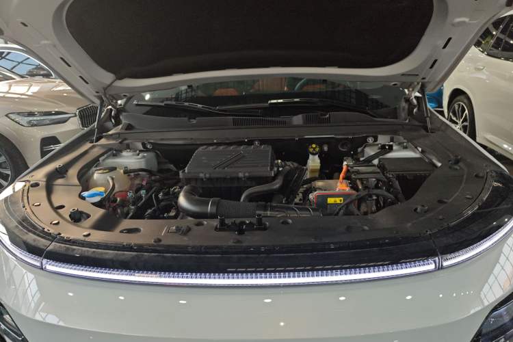 Used JETOUR Shanhai L7 2024 1.5T 120km ULTRA 7-Seater Engine Bay