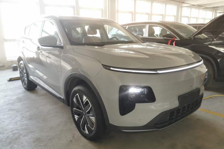 Used JETOUR Shanhai L7 2024 1.5T 120 km ULTRA 5-seater Exterior 2