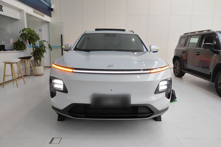 Used JETOUR Shanhai L7 2024 1.5T 120km ULTRA 7-Seater Front