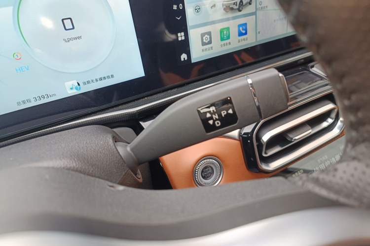 Used JETOUR Shanhai L7 2024 1.5T 120 km MAX 7-Seater Gear Lever