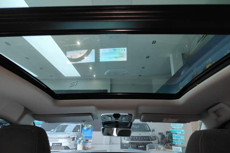 Used JETOUR Shanhai L7 2024 1.5T 120km ULTRA 7-Seater Headliner