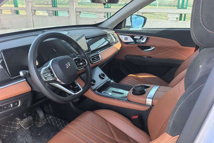 Used JETOUR Shanhai L7 2024 1.5T 120km ULTRA 7-Seater Interior 2