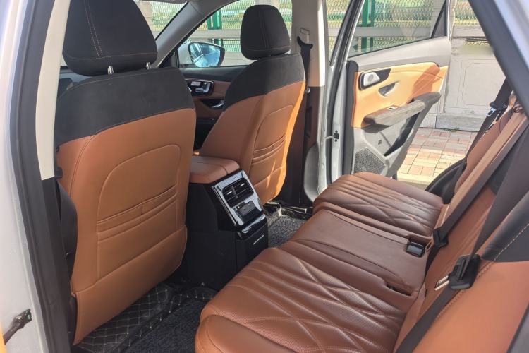Used JETOUR Shanhai L7 2024 1.5T 120km ULTRA 7-Seater Interior 3