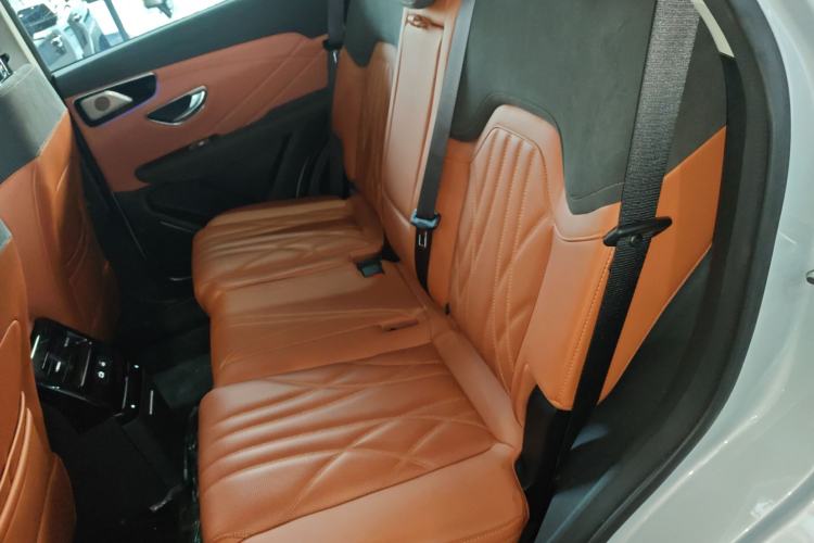 Used JETOUR Shanhai L7 2024 1.5T 120km ULTRA 7-Seater Interior 4