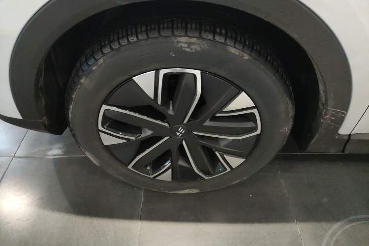 Used JETOUR Shanhai L7 2024 1.5T 120 km MAX 7-Seater Left Front Wheel Hub