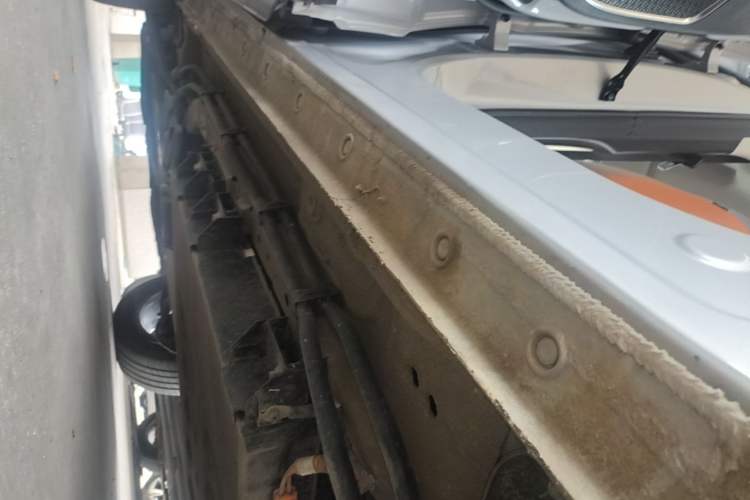 Used JETOUR Shanhai L7 2024 1.5T 120km ULTRA 7-Seater Left Side Sill